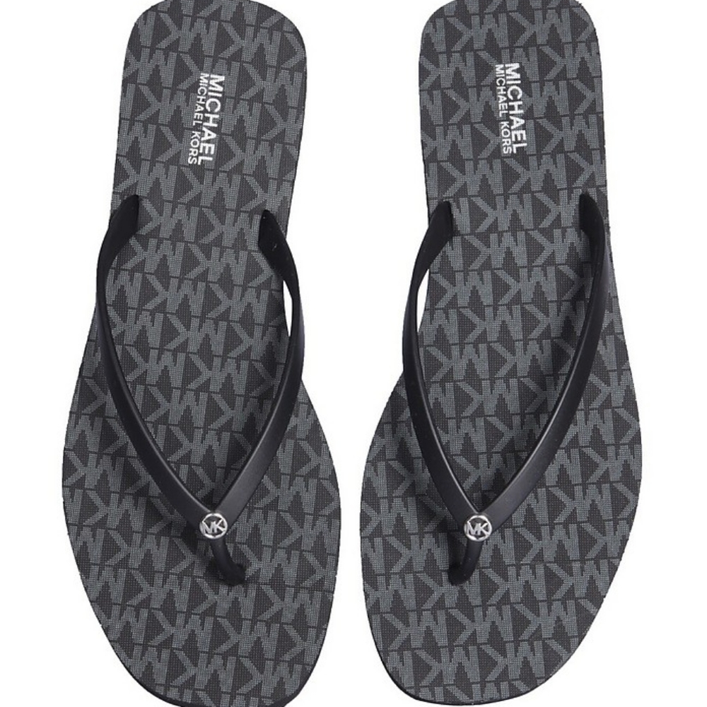 michael kors flip flops